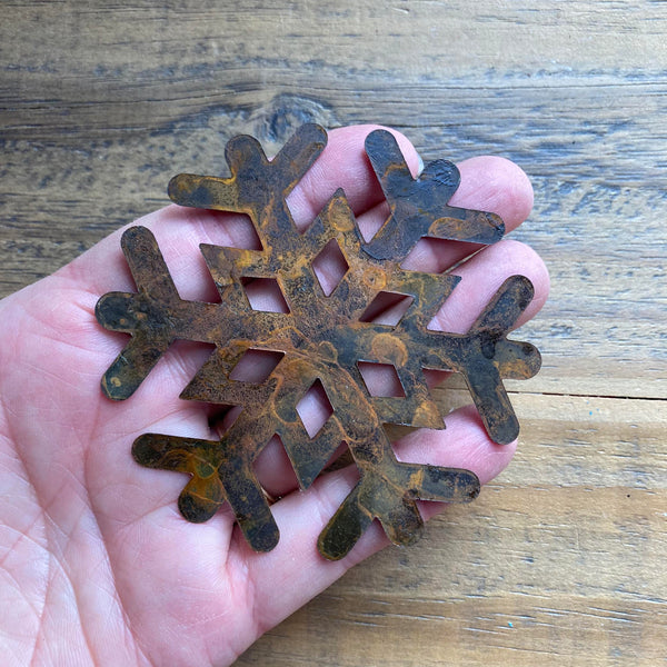 Rusty Mini Snowflakes, 12/pkg, 3/4