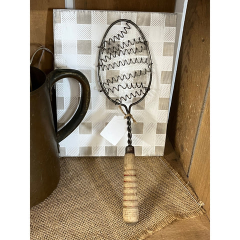 Vintage Wire Beater