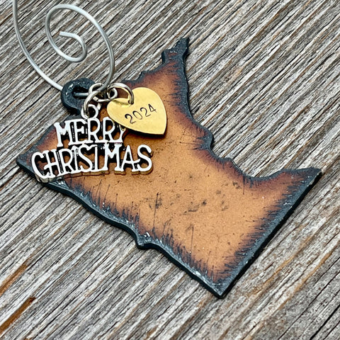 2024 Minnesota Christmas Ornament with Merry Christmas & Brass Heart Charm